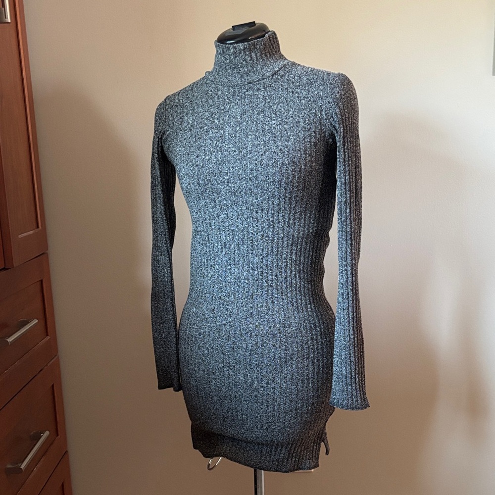 EUC Aritzia Wilfred Free Ribbed Knit Turtleneck Mini Dress Heathered Grey Sz XS